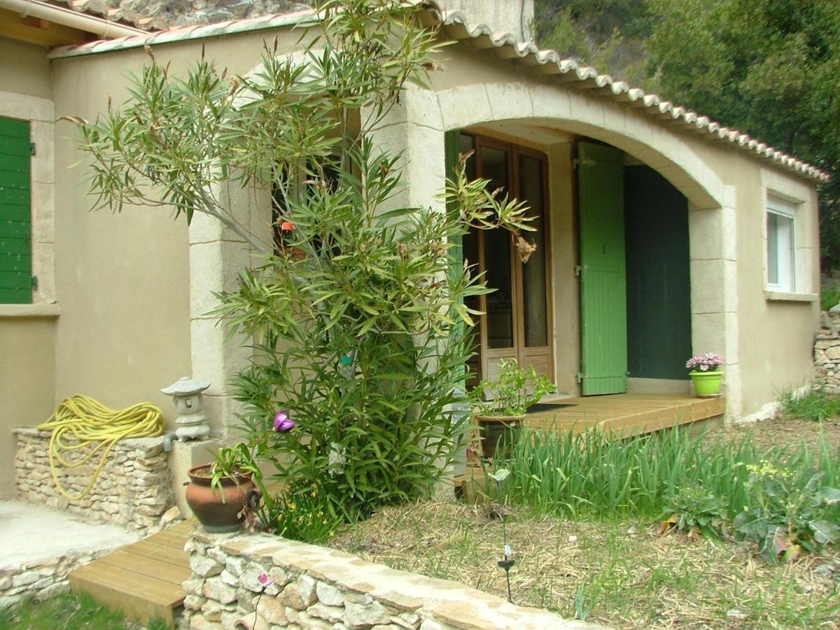 Le Frangipanier Hotel Le Barroux Bagian luar foto